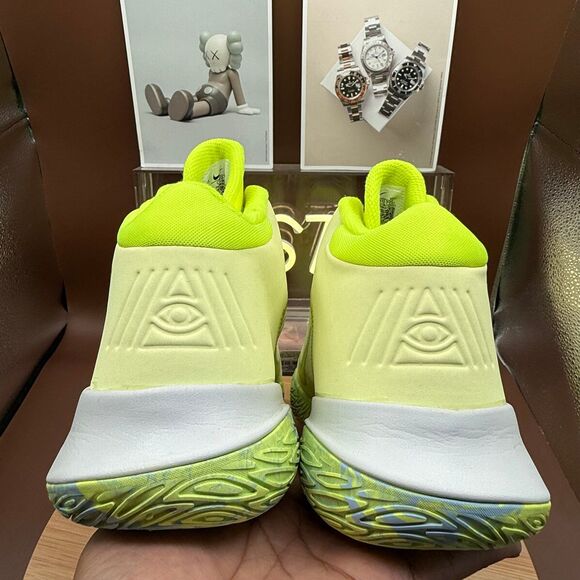 Nike Kyrie Flytrap IV Barely Volt Green Basketball Shoes Size 14 - Picture 9 of 11